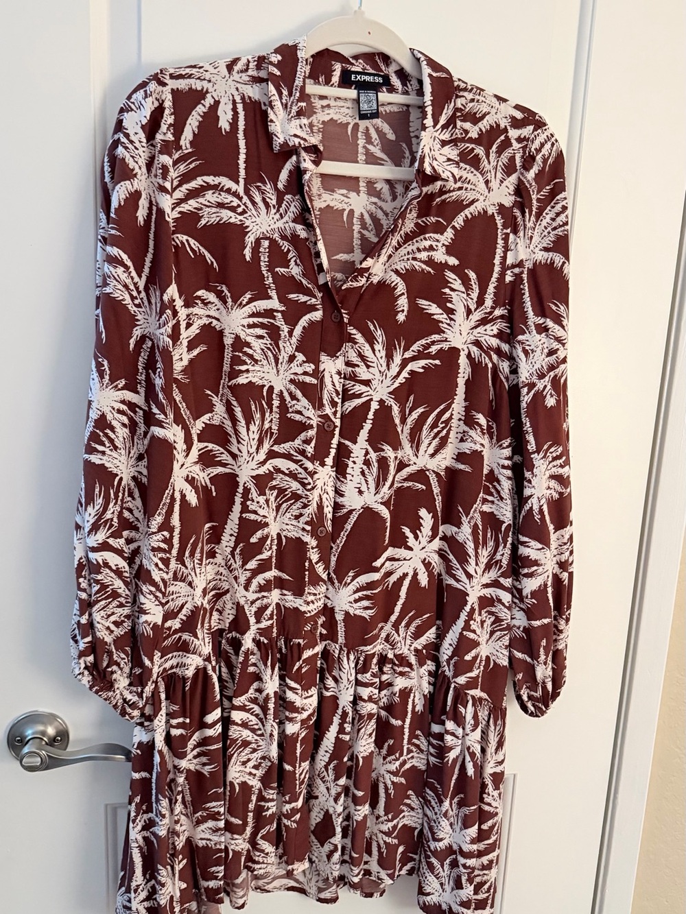 Express Long-Sleeve Rust Palm-Print Button Dress